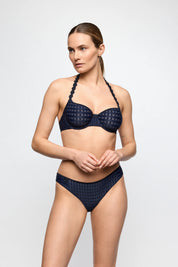 Brazilian-Slip AVERO