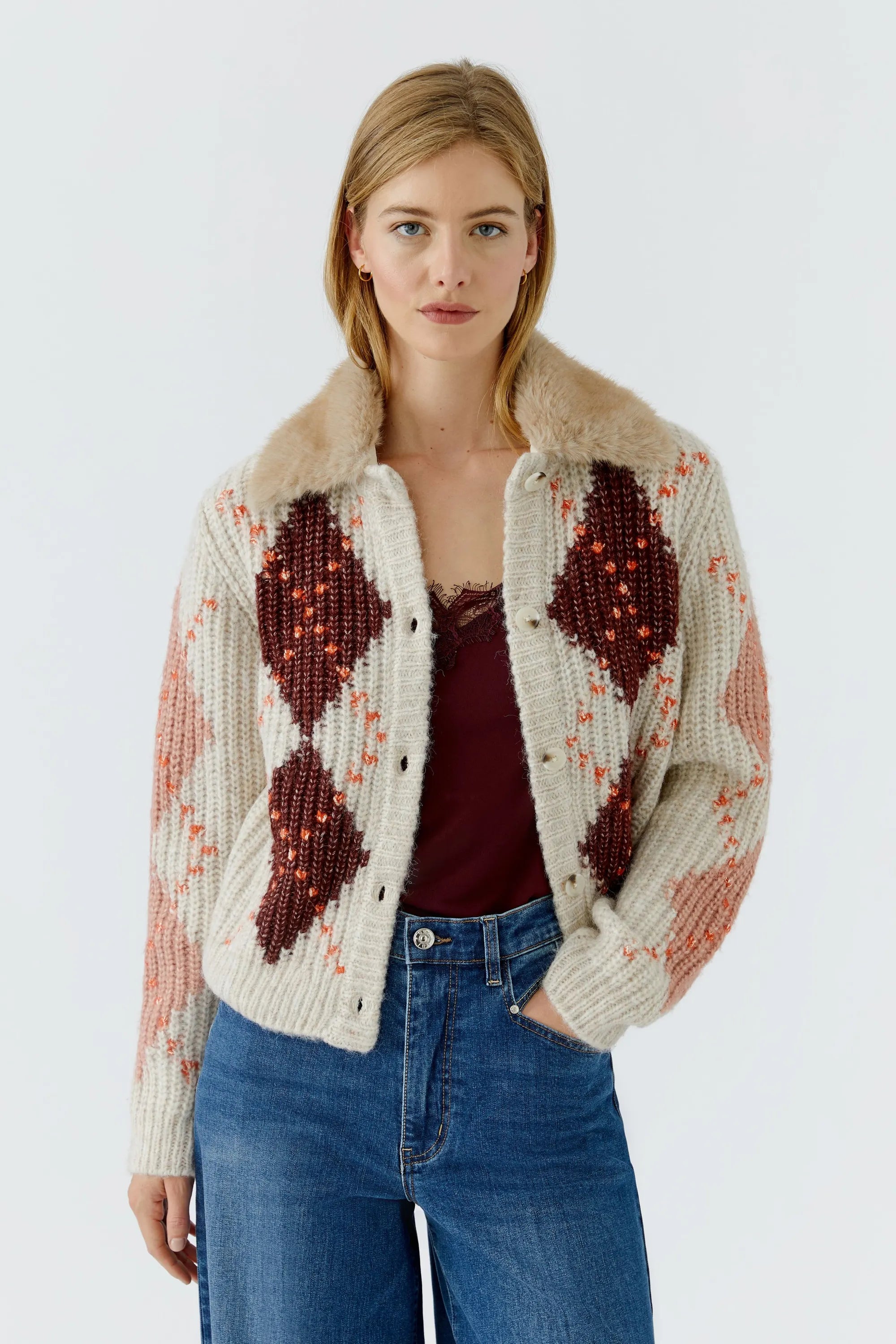 Strickjacke mit Rautenmuster