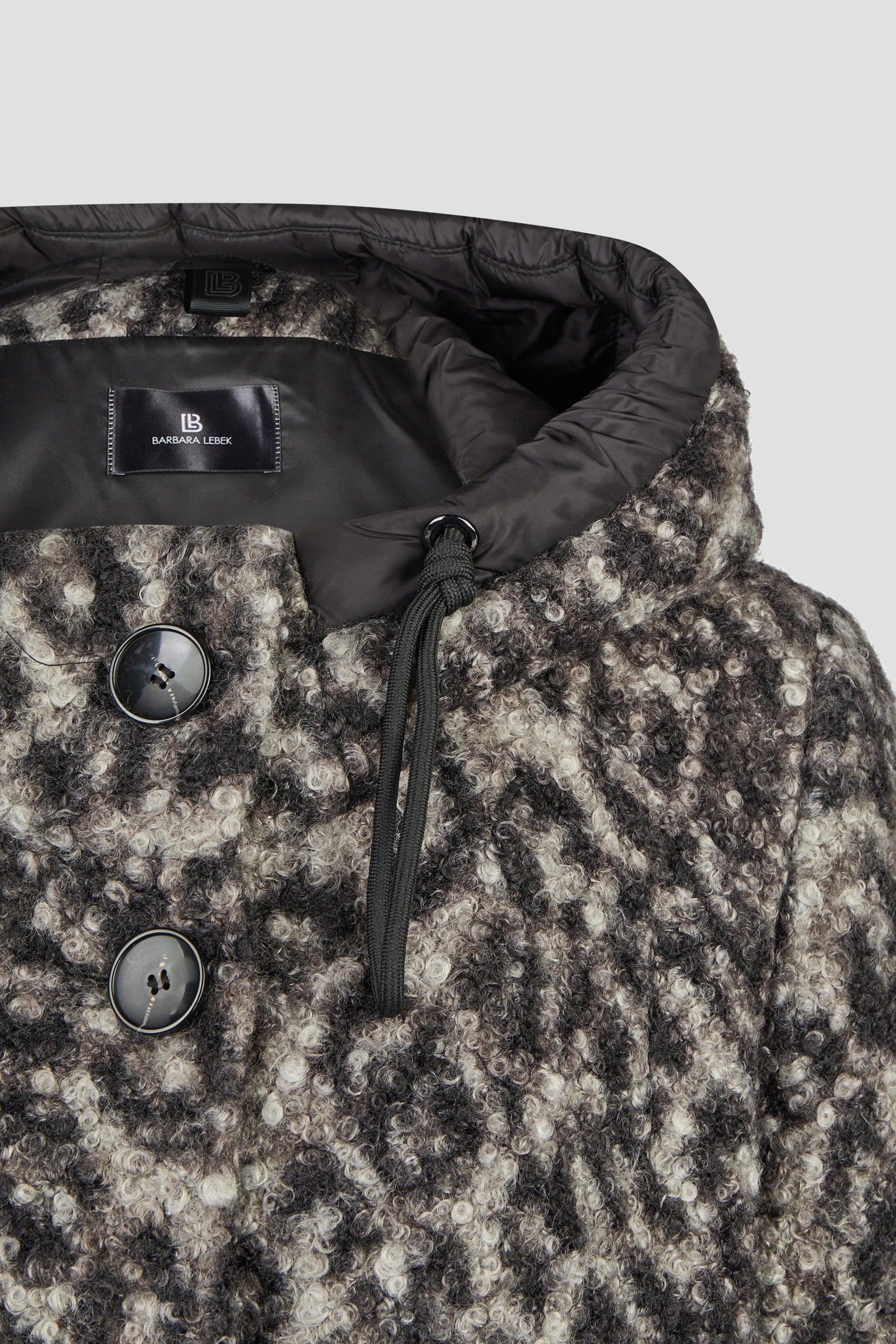 Wolljacke mit Kapuze