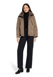 Winterjacke mit Stehkragen