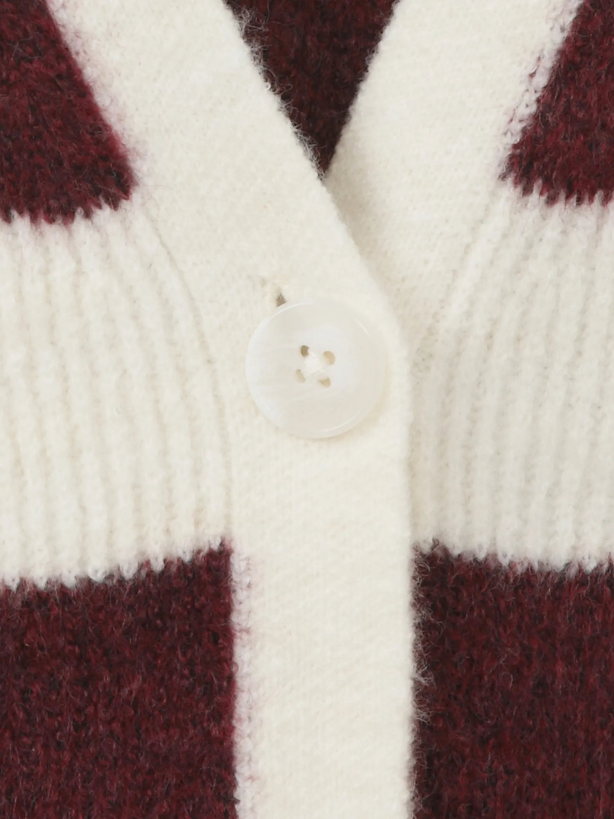 Gestreifter Strickcardigan