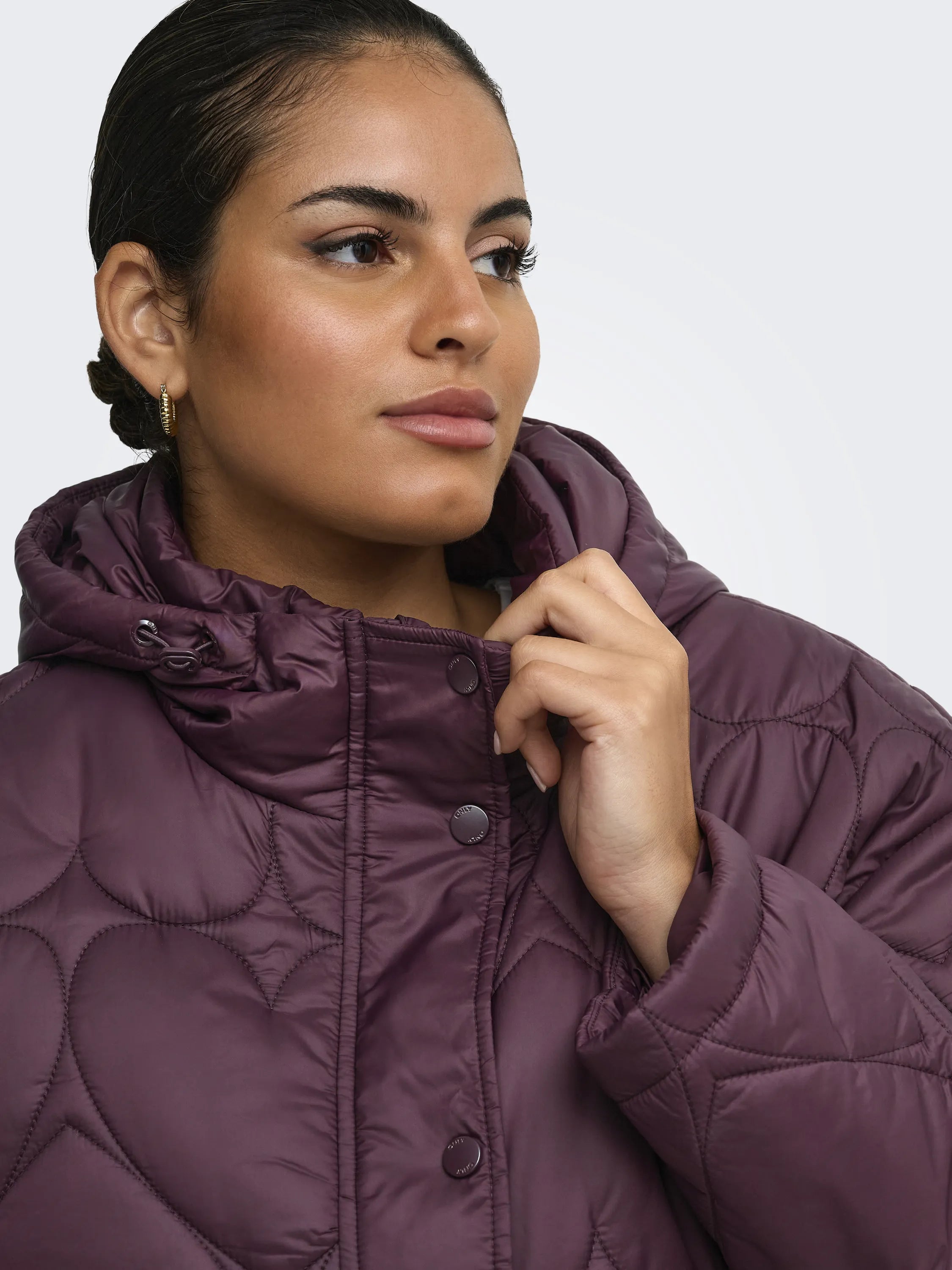 Steppjacke TAHIA mit Kapuze