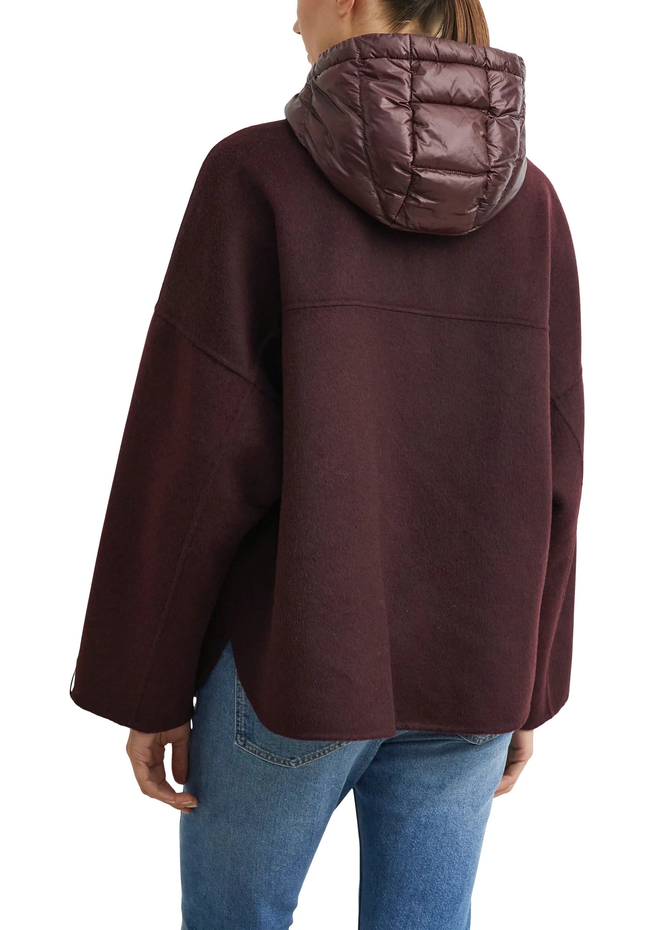 Cape-jacke mit Kapuze