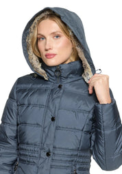 Steppjacke mit abnehmbarer Kapuze
