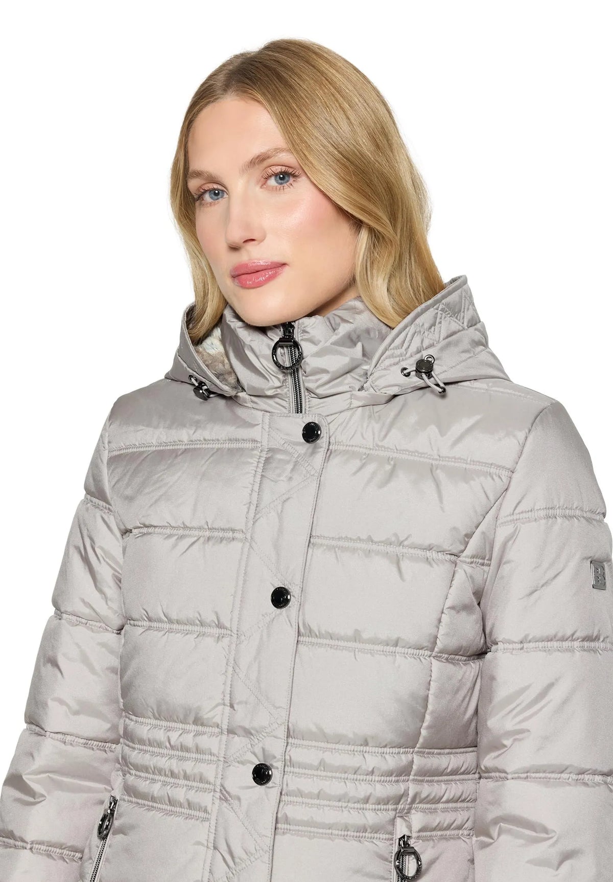 Steppjacke mit abnehmbarer Kapuze