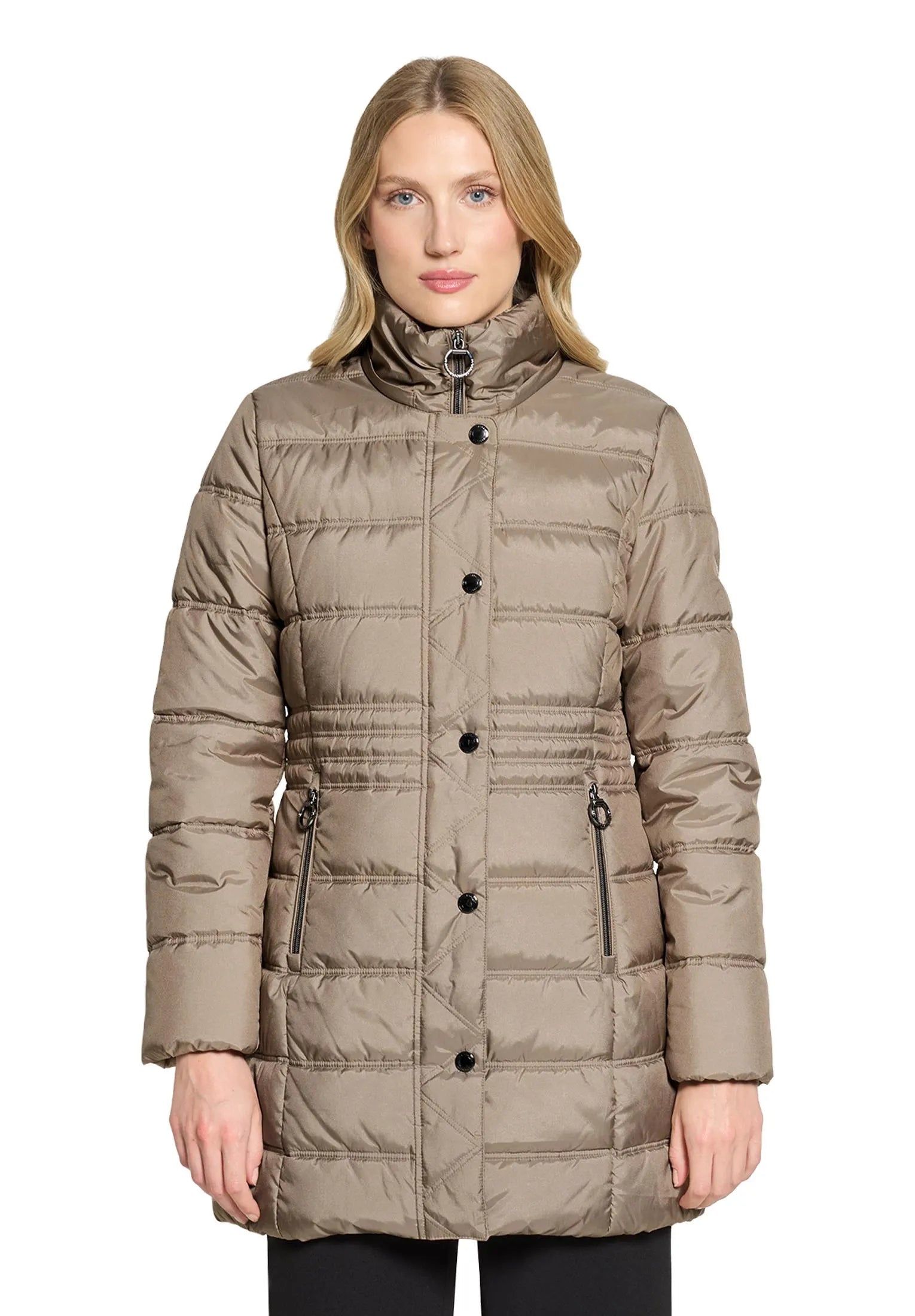 Steppjacke mit abnehmbarer Kapuze