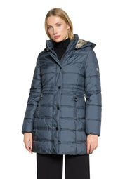Steppjacke mit abnehmbarer Kapuze