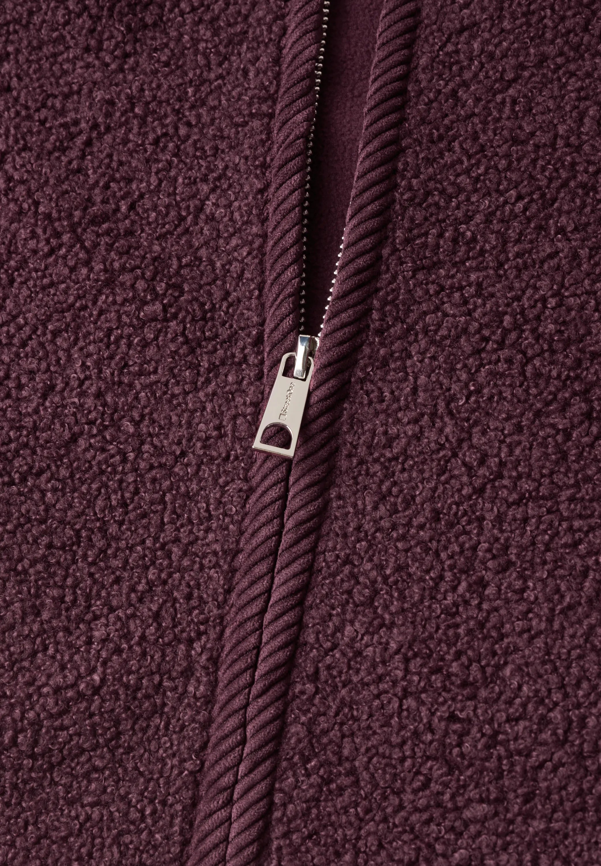 Teddy-Weste mit Zipper und Corddetails