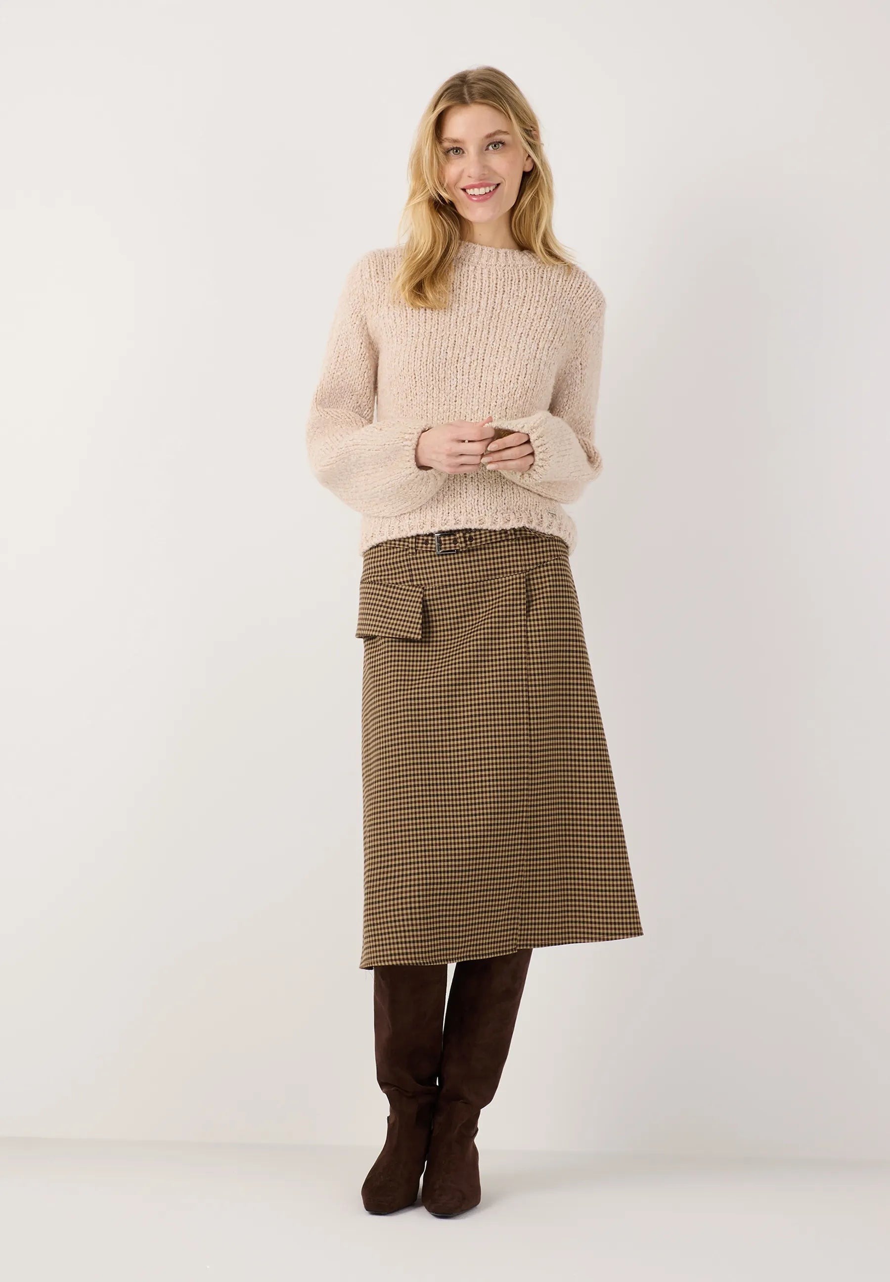 Strickpullover mit weiten Ärmeln