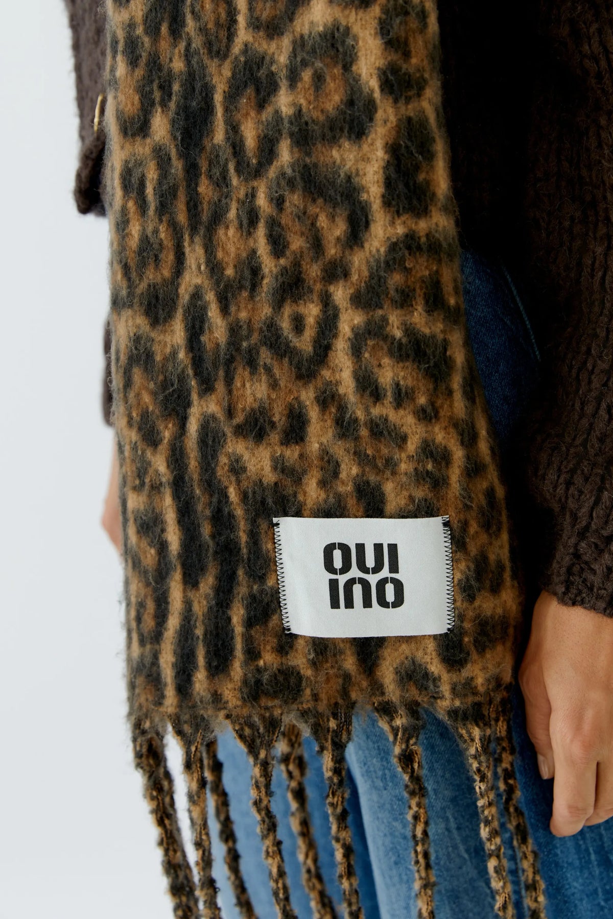 Schal mit Leopardenmuster