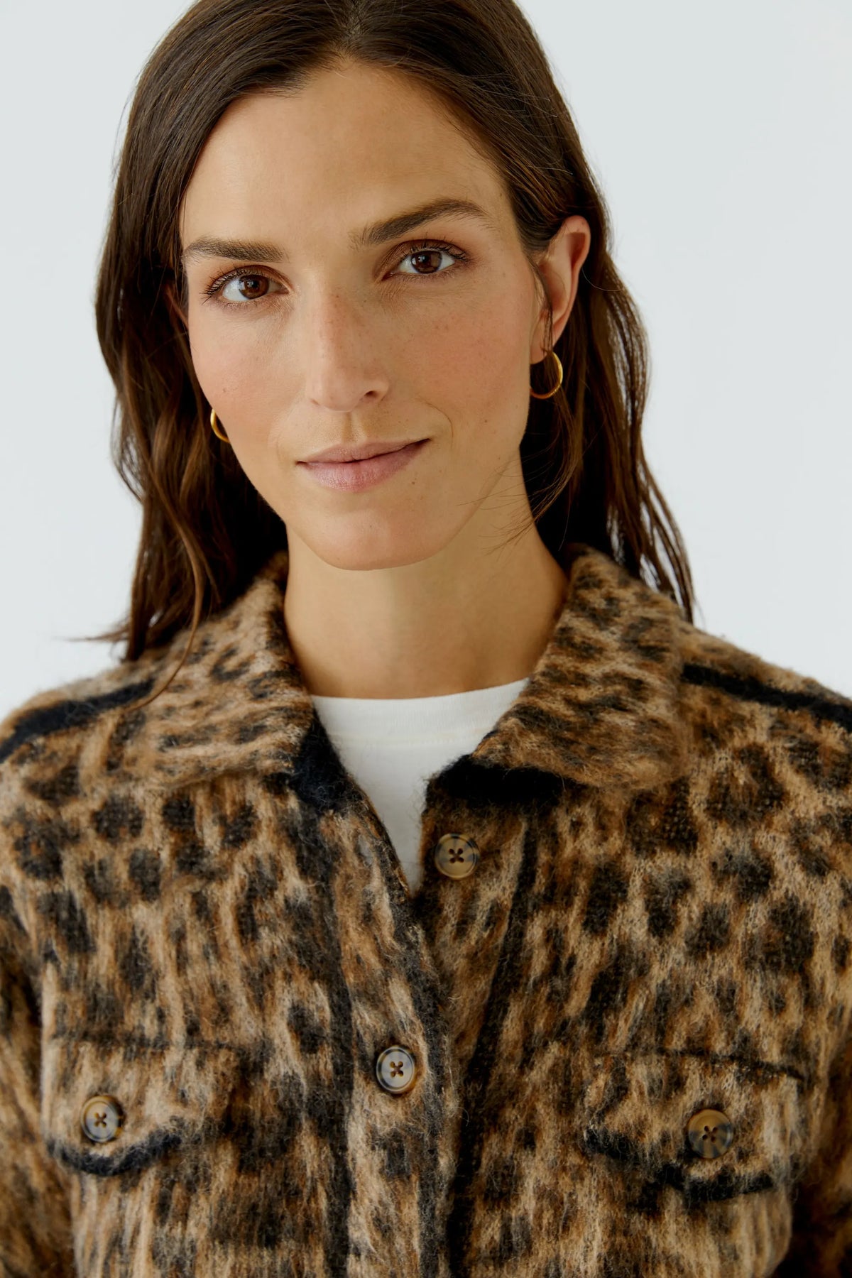 Strickjacke mit Leopardenmuster