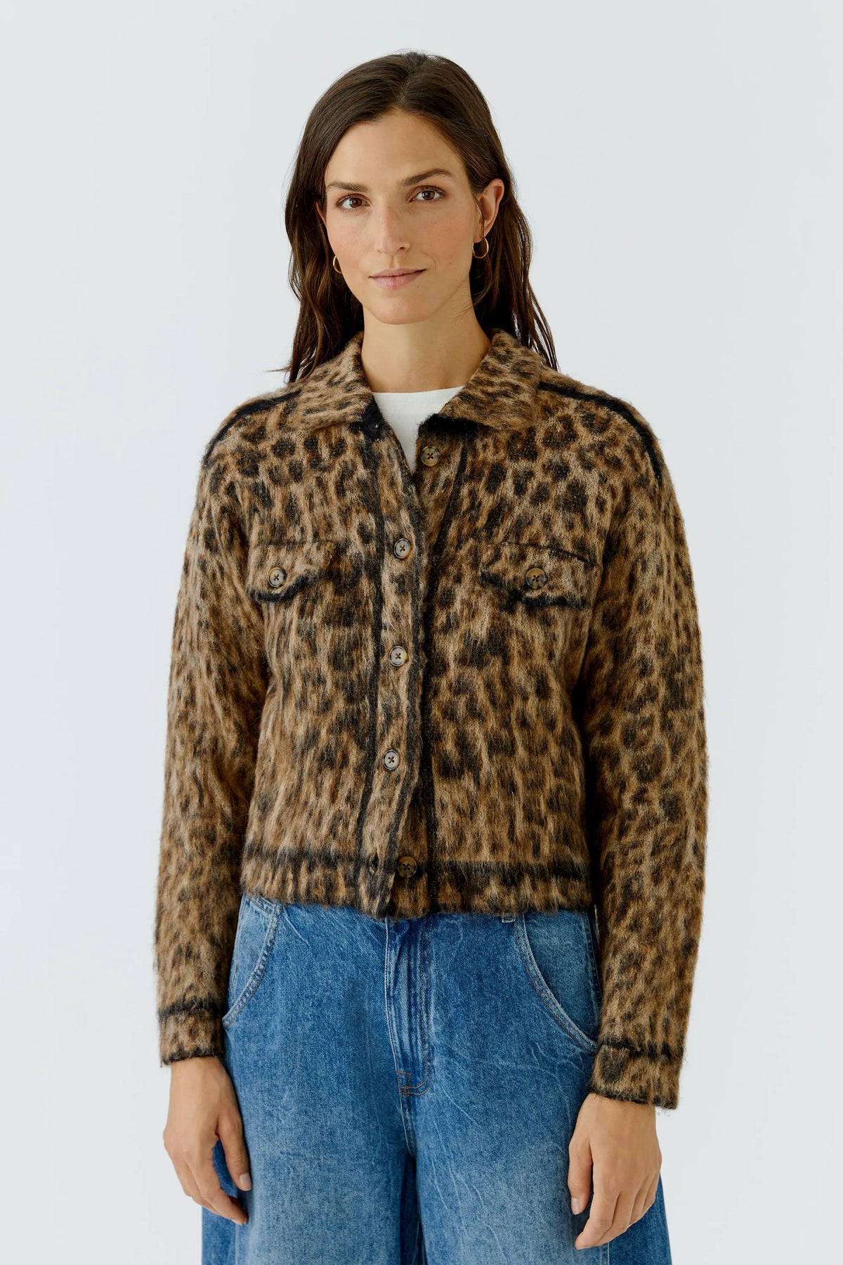 Strickjacke mit Leopardenmuster