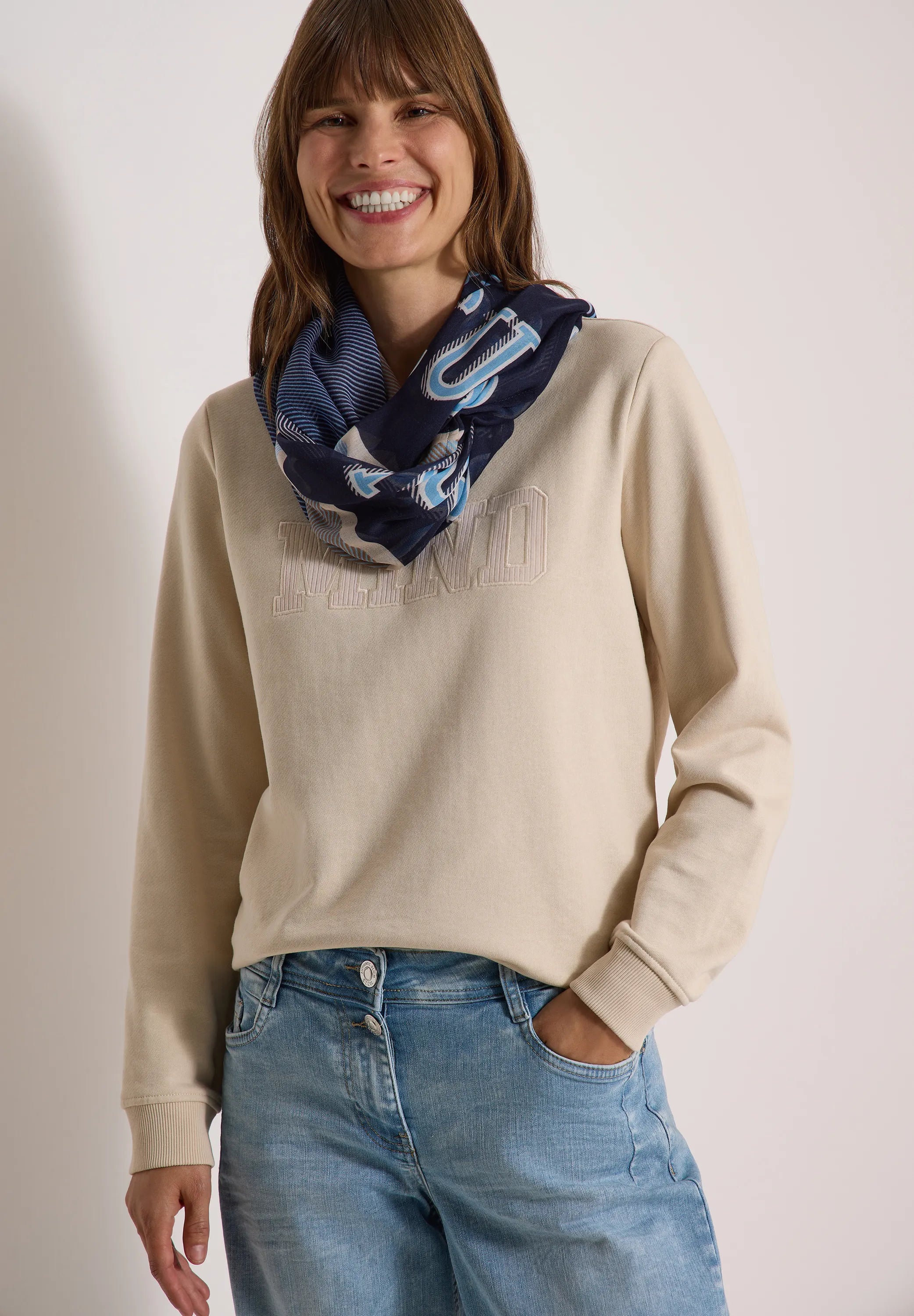 Loop-Schal im Patchwork-Print