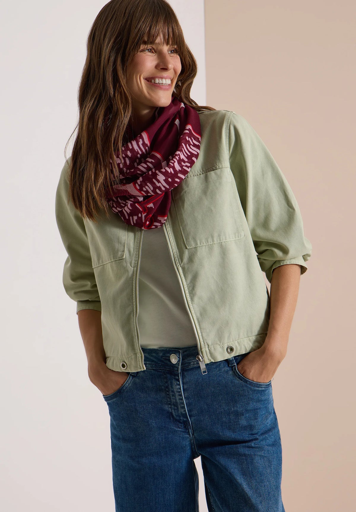 Loop-Schal im Patchwork-Print