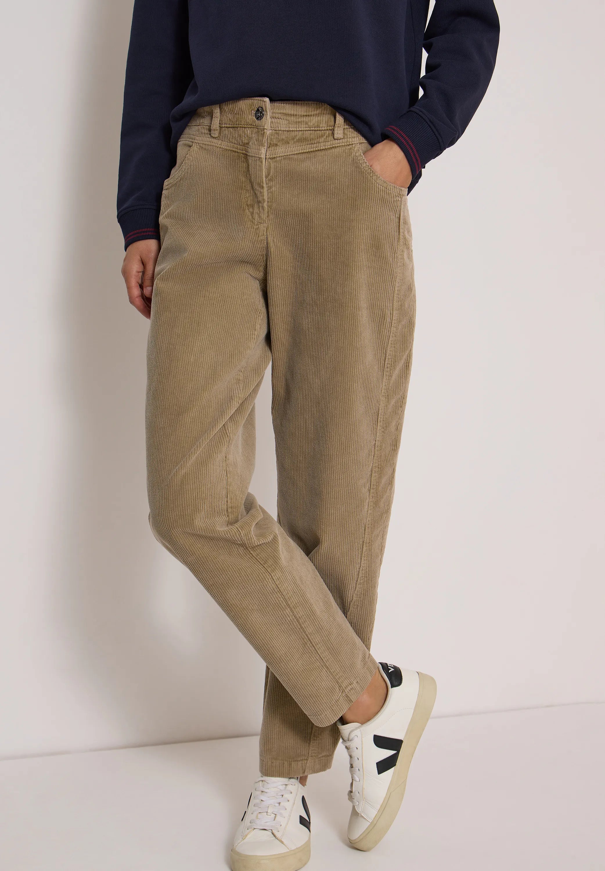 Cordhose SCARLETT Barrel Fit