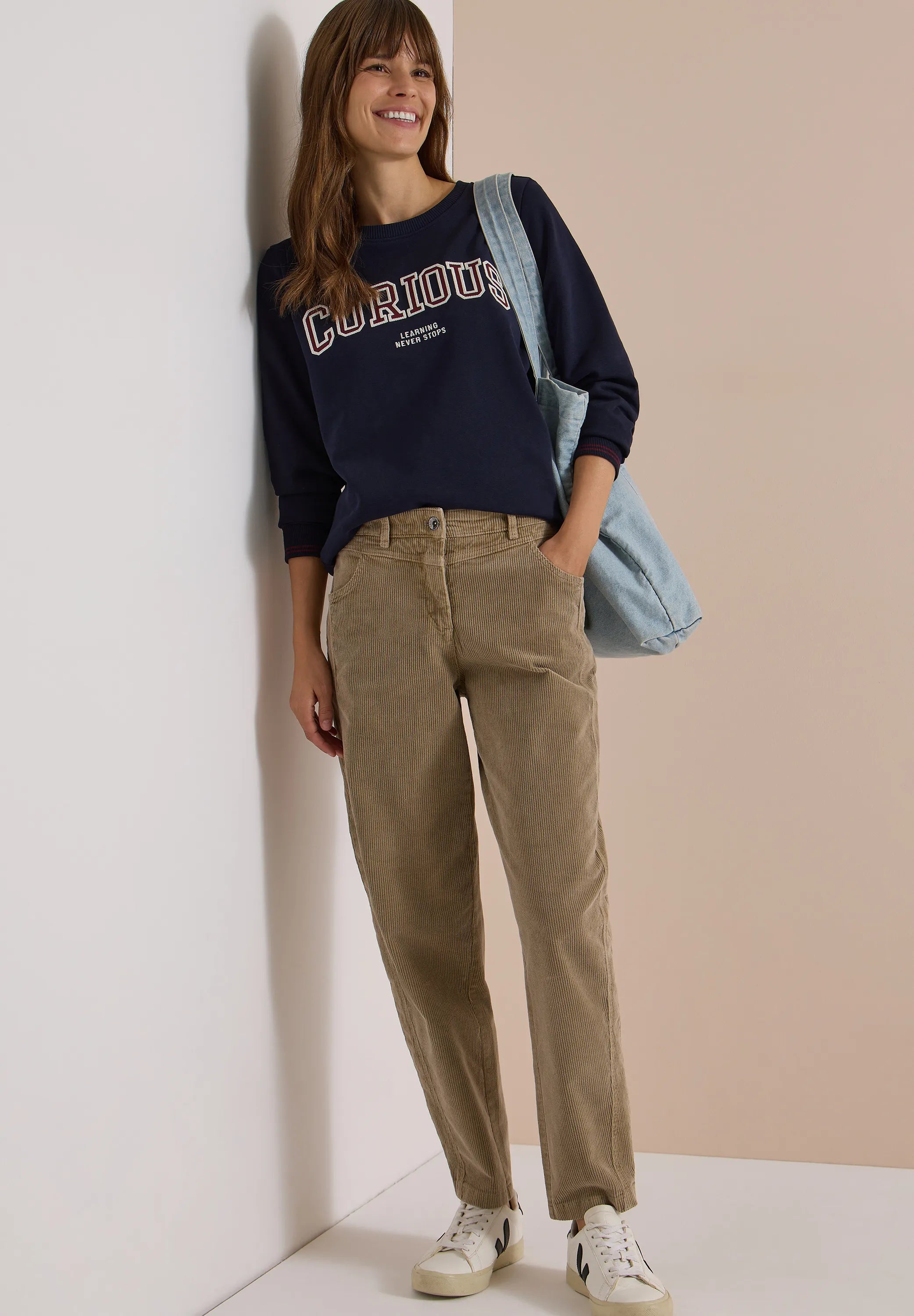 Cordhose SCARLETT Barrel Fit