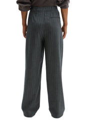 Nadelstreifenhose Barrel Fit