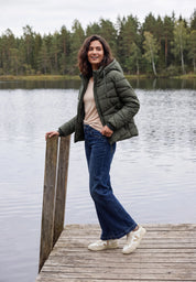 Steppjacke mit Kapuze
