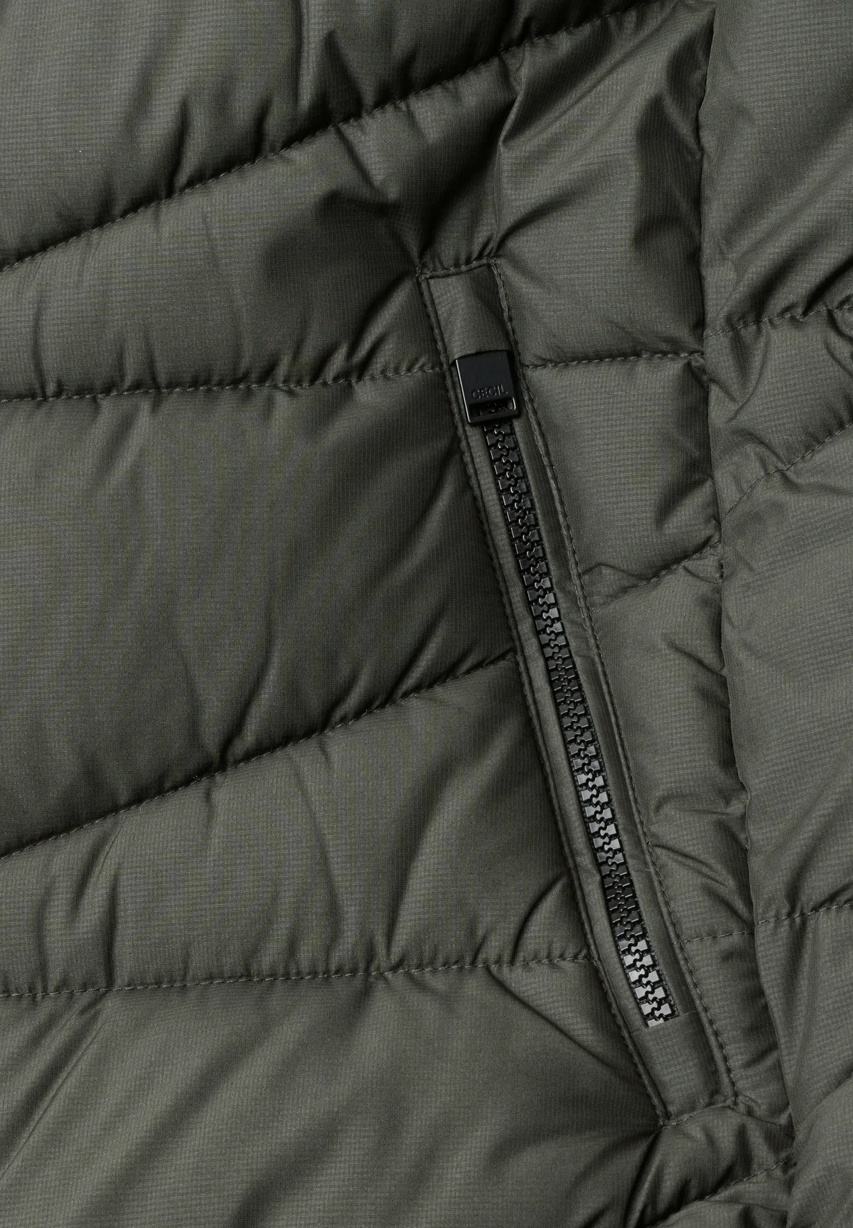 Steppjacke mit Kapuze