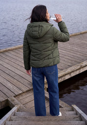Steppjacke mit Kapuze