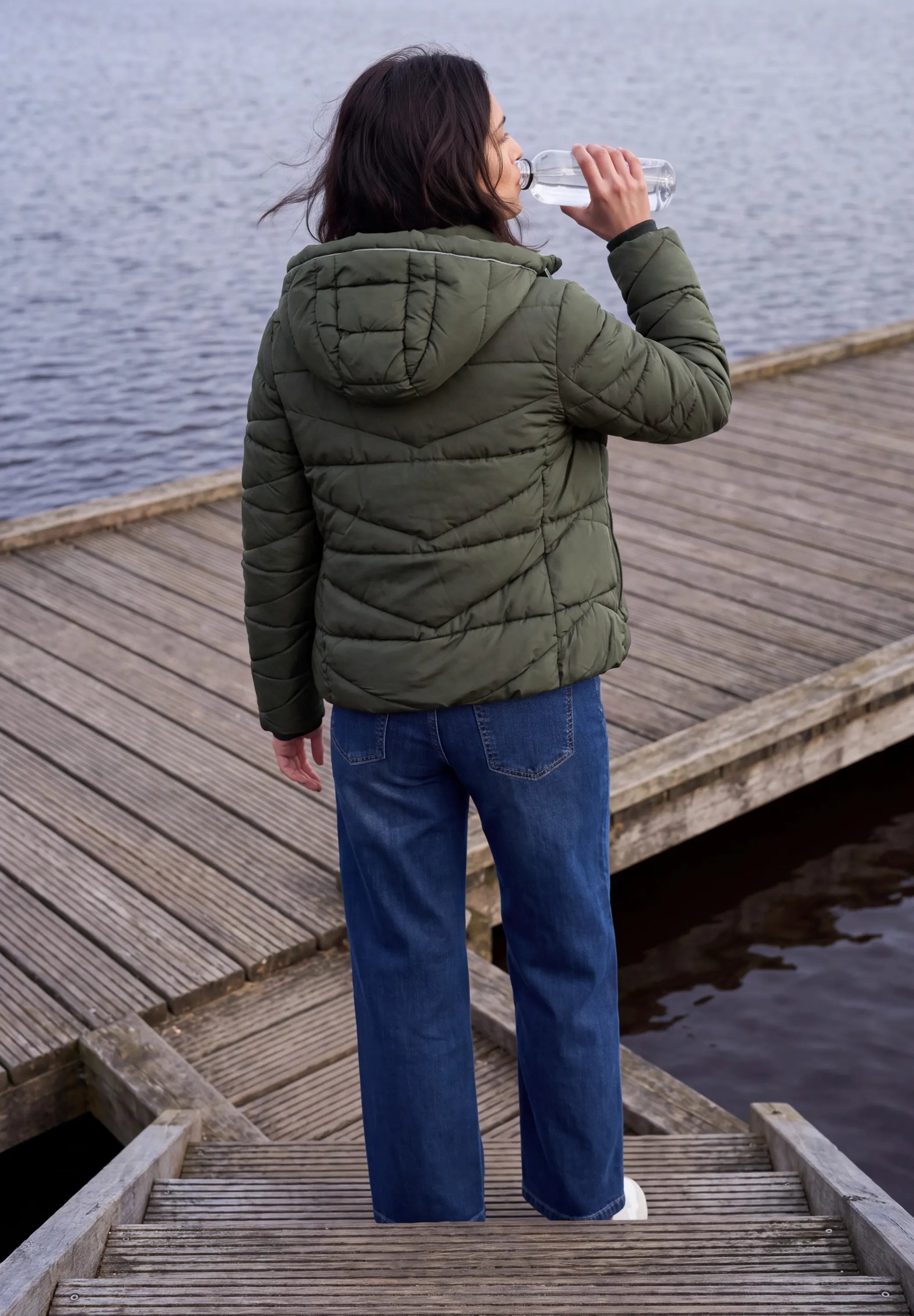 Steppjacke mit Kapuze
