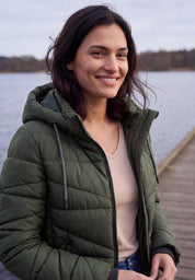 Steppjacke mit Kapuze