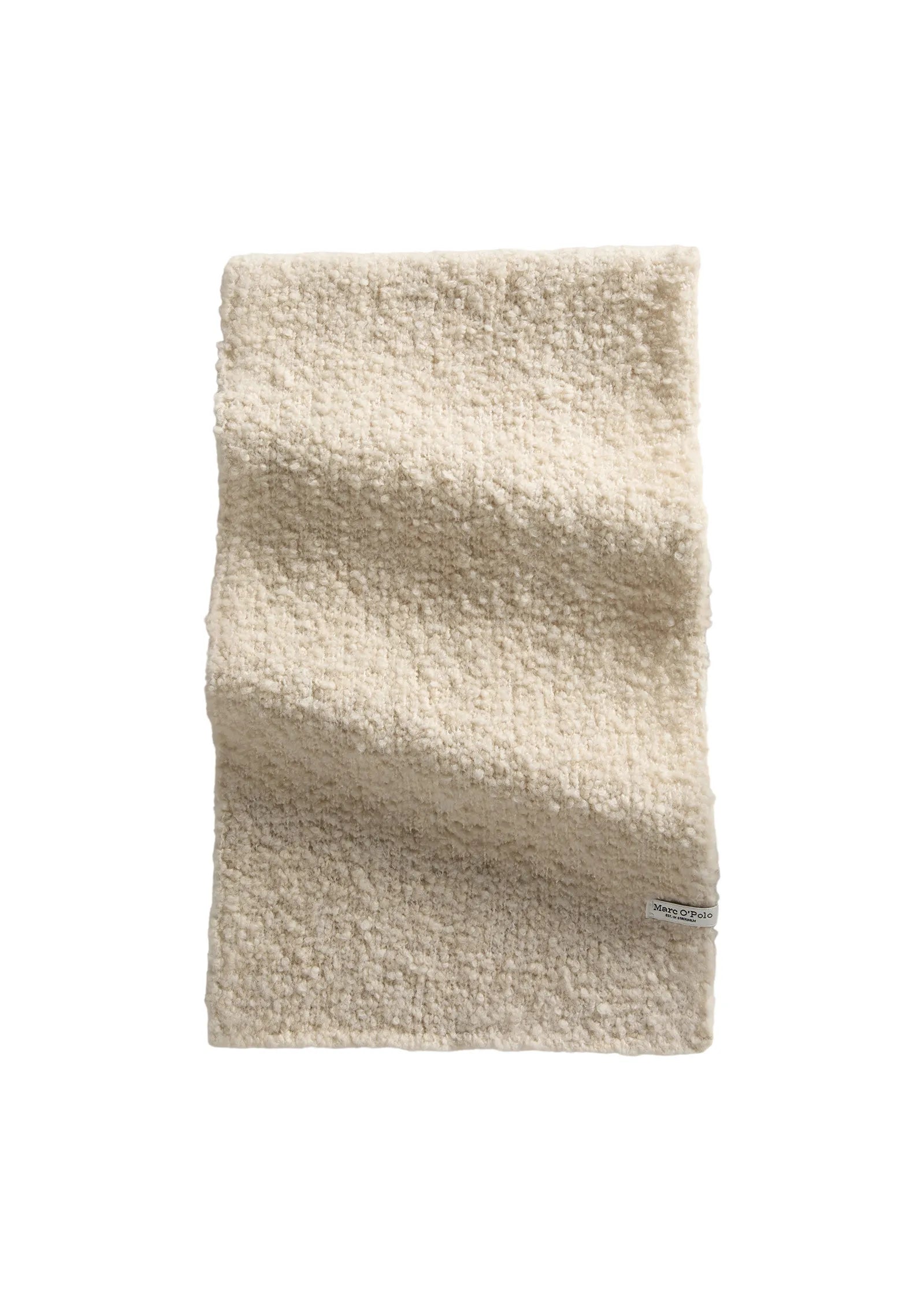 Bouclé-Schal
