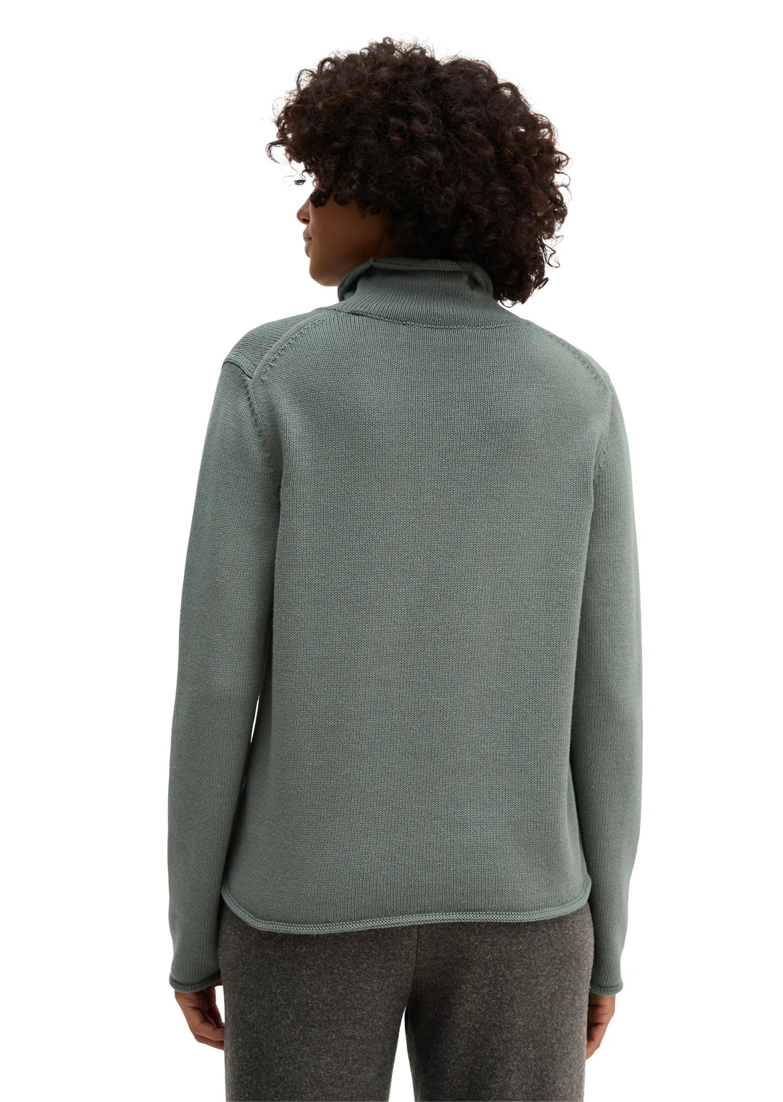 Strickpullover mit hohem Kragen