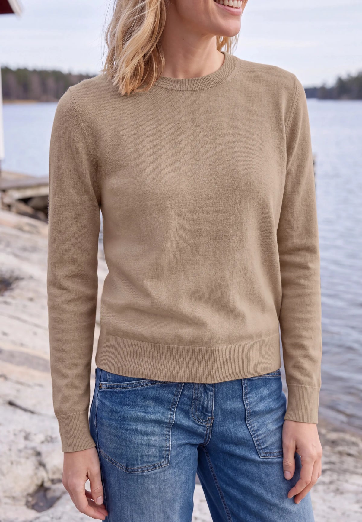 Strickpullover mit Rundhals