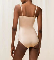 Body mit Spitzendetails