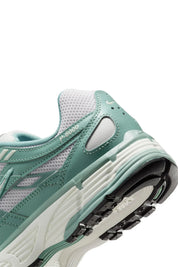Sneaker P-6000