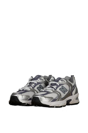 Sneaker 530