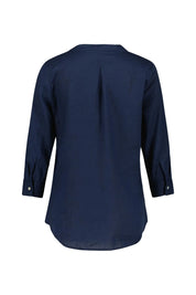 Leinenbluse mit V-Ausschnitt